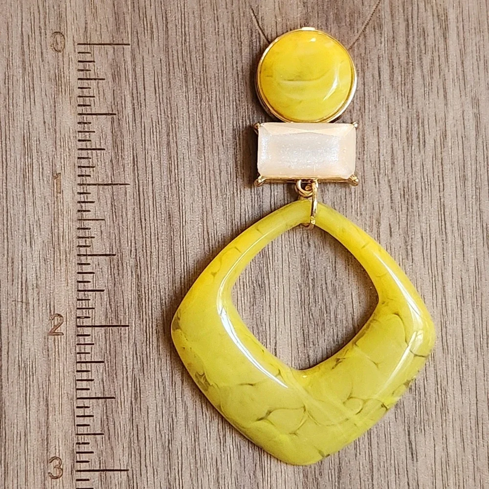 Yellow Marbled Resin Geometric Drop Earrings Gold Tone White Accent Statement